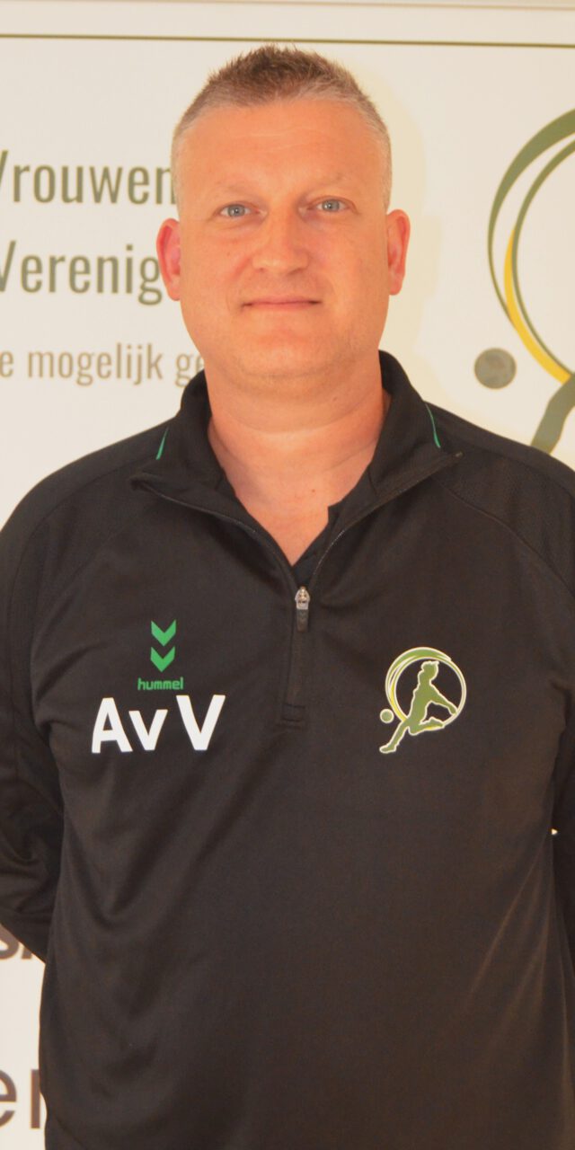 https://vvfsg.nl/wp-content/uploads/2024/11/Arno-van-Veen-640x1280.jpg