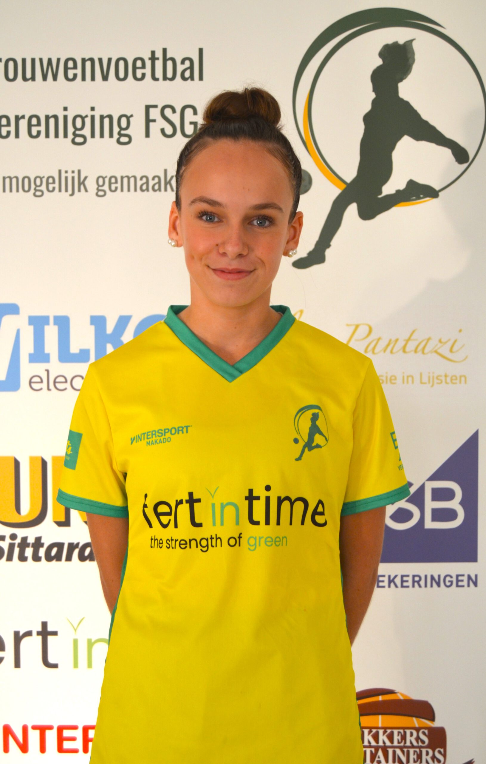 https://vvfsg.nl/wp-content/uploads/2024/11/Julia-Schaeken-scaled.jpg