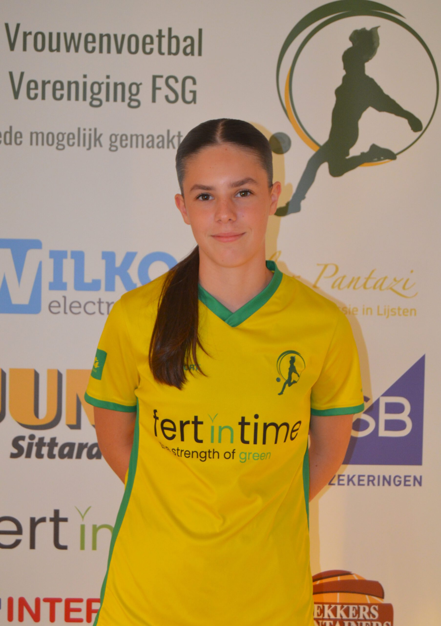 https://vvfsg.nl/wp-content/uploads/2024/11/Lotte-Coenen-scaled.jpg